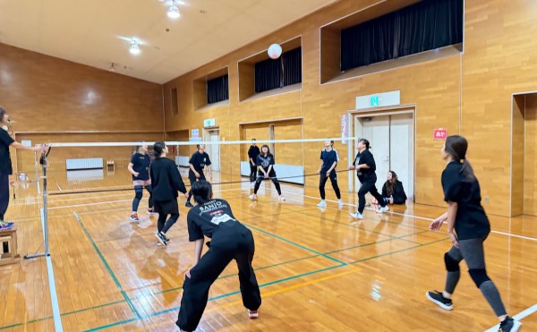 PTA親睦ミニバレー大会が行われました