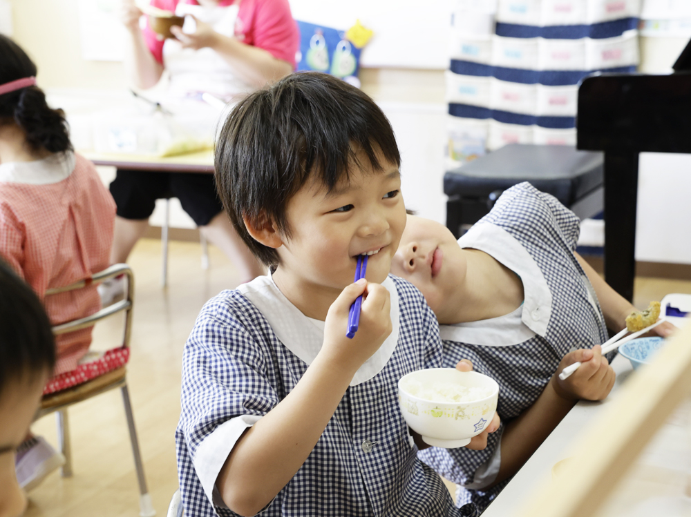 給食イメージ
